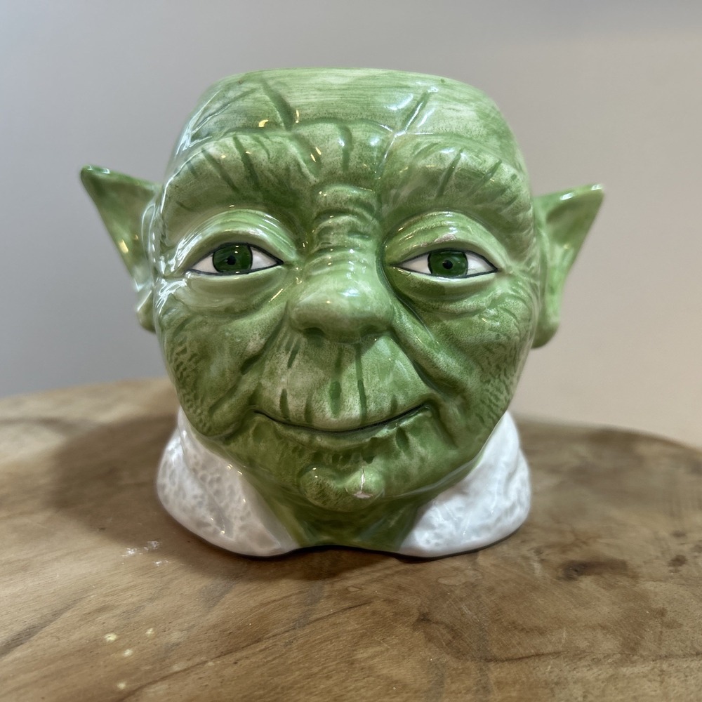 Vintage STAR WARS Return of the Jedi YODA Coffee Mug By Sigma Small Chip In Ears